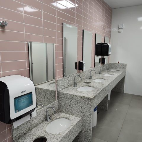 8caj3